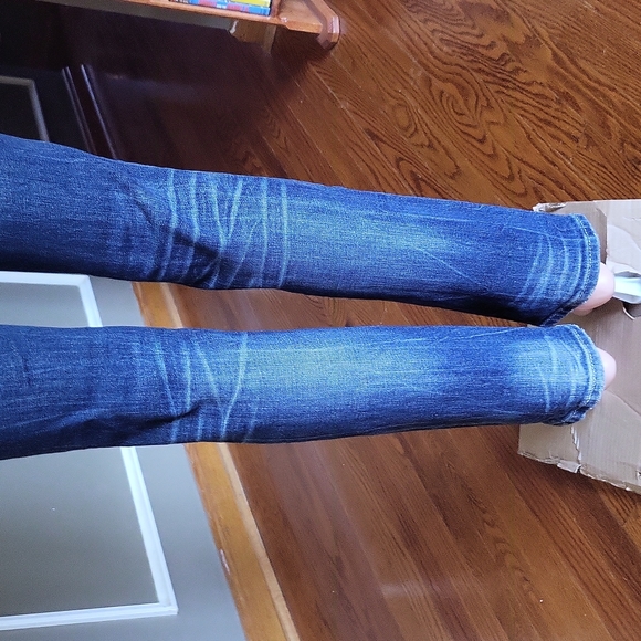 Miss Me Straight Leg Jeans - Picture 9 of 12